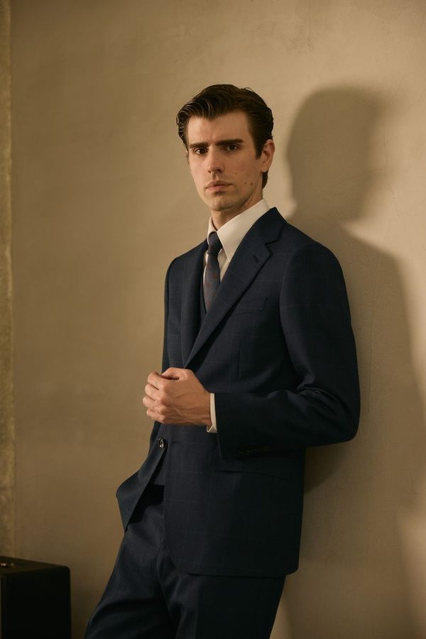 2-Piece Suit